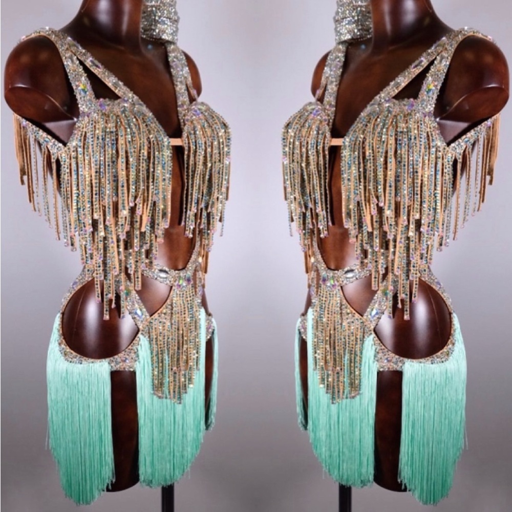 VAKHNER PRO LATIN COMPETITION DRESS SIZE 2-4